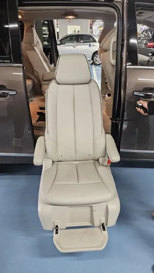 2020 Buick GL8 2.0T 237HP L4 9AT,autocango,china used car exporter,china ev exporter,chinese used car exporter,chinese used ev exporter