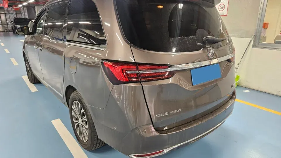 2020 Buick GL8 2.0T 237HP L4 9AT,autocango,china used car exporter,china ev exporter,chinese used car exporter,chinese used ev exporter