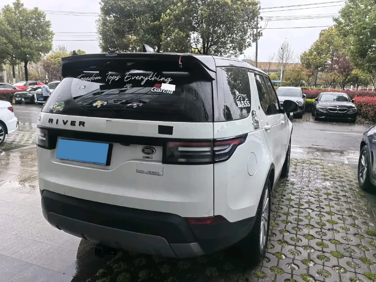 2018 Land Rover Discovery 3.0T 340HP V6 8AT,autocango,china used car exporter,china ev exporter,chinese used car exporter,chinese used ev exporter