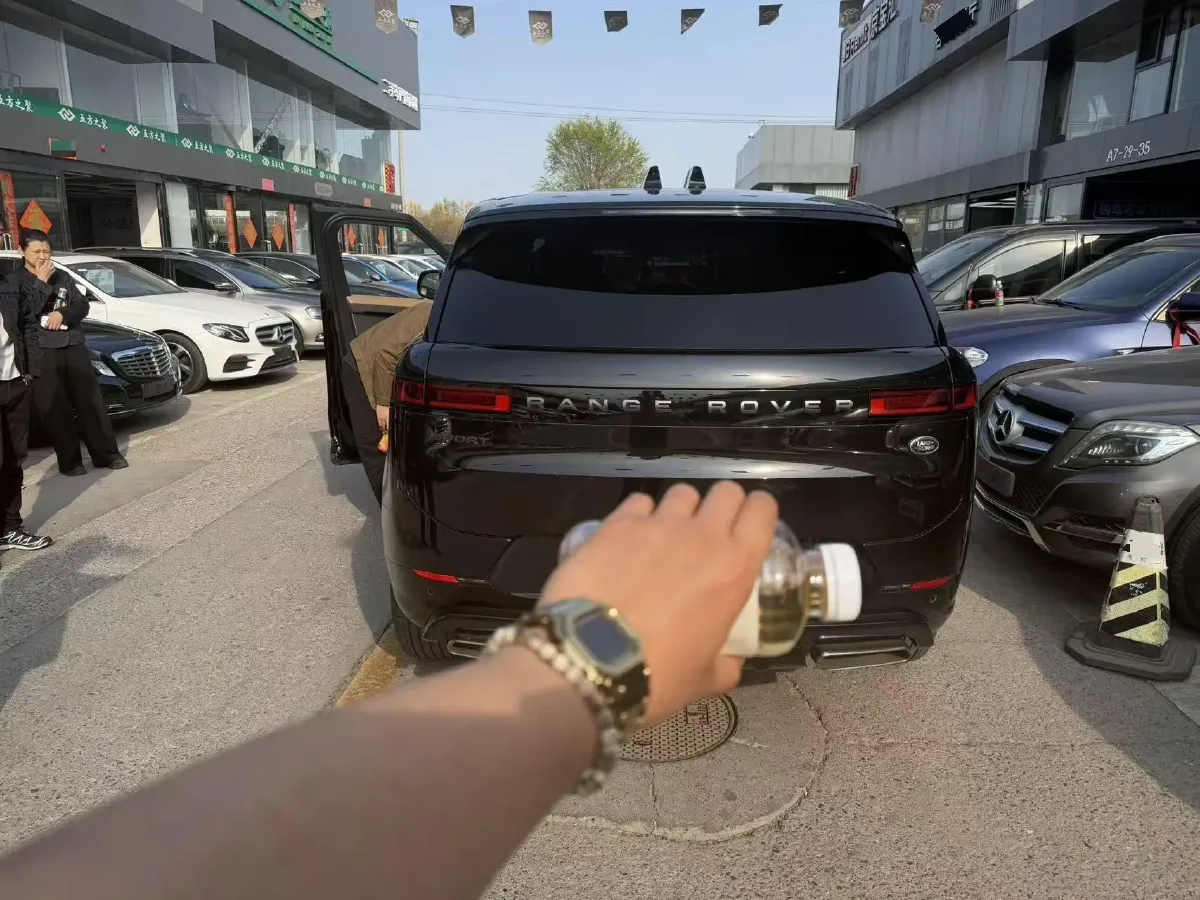 2023 Land Rover Range Rover Sport 3.0T 400HP L6 8AT,autocango,china used car exporter,china ev exporter,chinese used car exporter,chinese used ev exporter