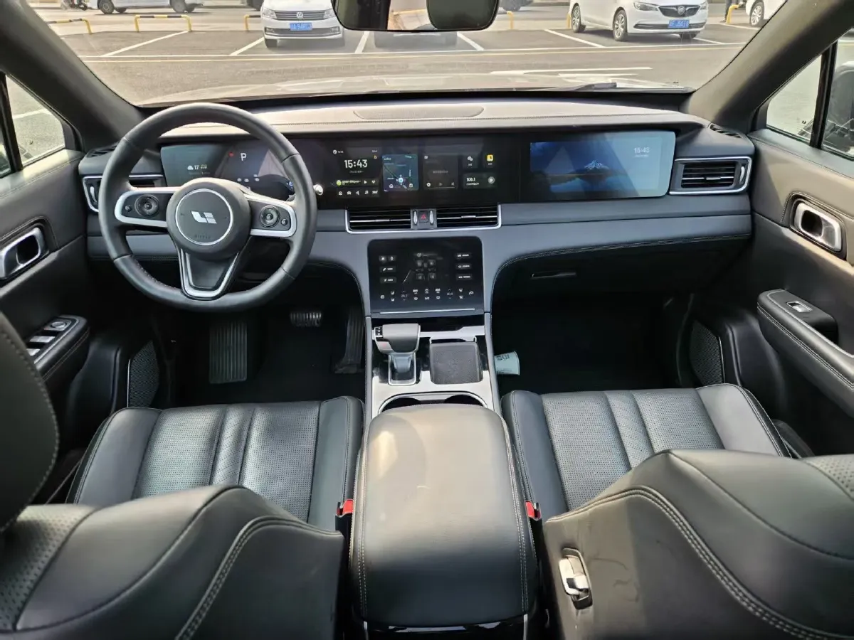 2020 Li ONE Range Extended 131HP REEV 40.5KWH,autocango,china used car exporter,china ev exporter,chinese used car exporter,chinese used ev exporter