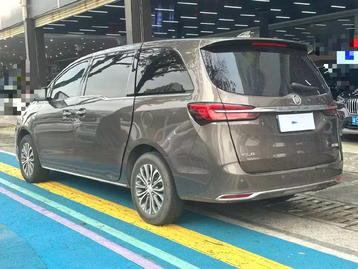 2023 Buick GL8 2.0T 237HP L4 9AT,autocango,china used car exporter,china ev exporter,chinese used car exporter,chinese used ev exporter
