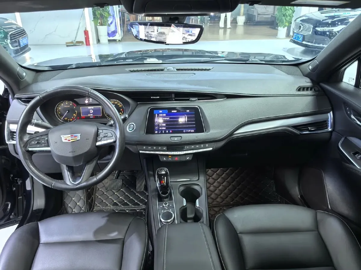 2020 Cadillac XT4 2.0T 241HP L4 9AT,autocango,china used car exporter,china ev exporter,chinese used car exporter,chinese used ev exporter