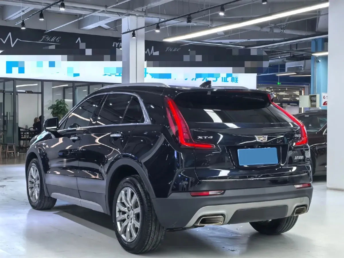2020 Cadillac XT4 2.0T 241HP L4 9AT,autocango,china used car exporter,china ev exporter,chinese used car exporter,chinese used ev exporter
