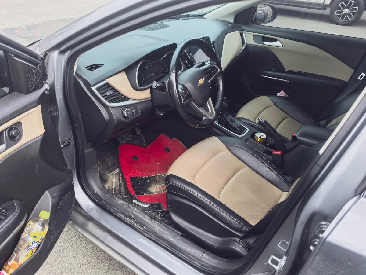 2021 Chevrolet Monza 1.5L 113HP L4 6AT,autocango,china used car exporter,china ev exporter,chinese used car exporter,chinese used ev exporter