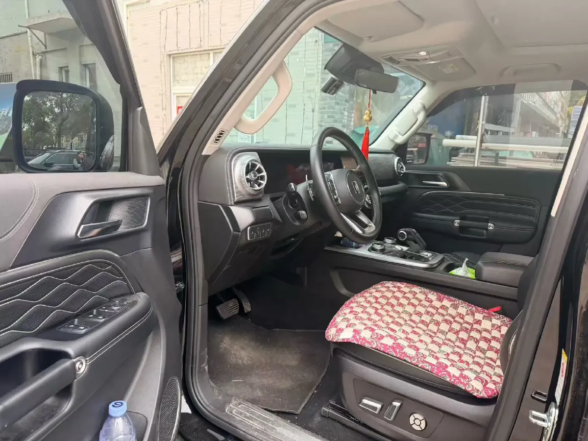 2021 Tank 300 2.0T 227HP L4 8AT,autocango,china used car exporter,china ev exporter,chinese used car exporter,chinese used ev exporter