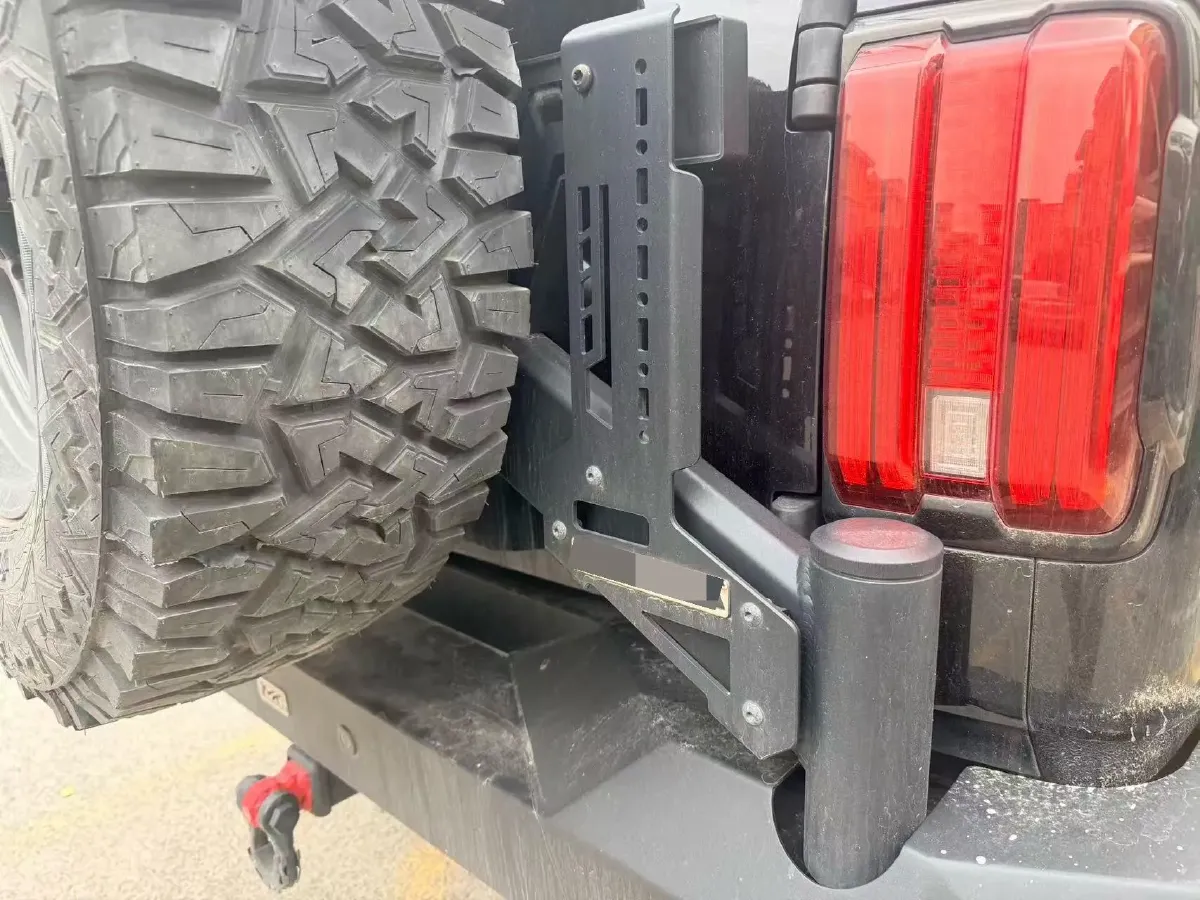 2021 Tank 300 2.0T 227HP L4 8AT,autocango,china used car exporter,china ev exporter,chinese used car exporter,chinese used ev exporter