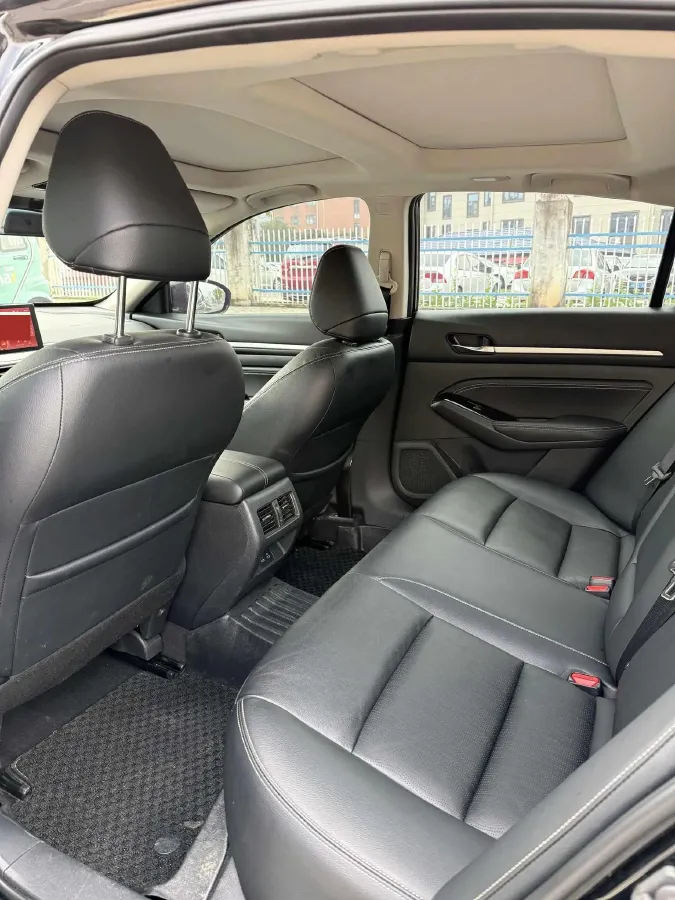 2022 Nissan Teana 2.0L 156HP L4 CVT,autocango,china used car exporter,china ev exporter,chinese used car exporter,chinese used ev exporter