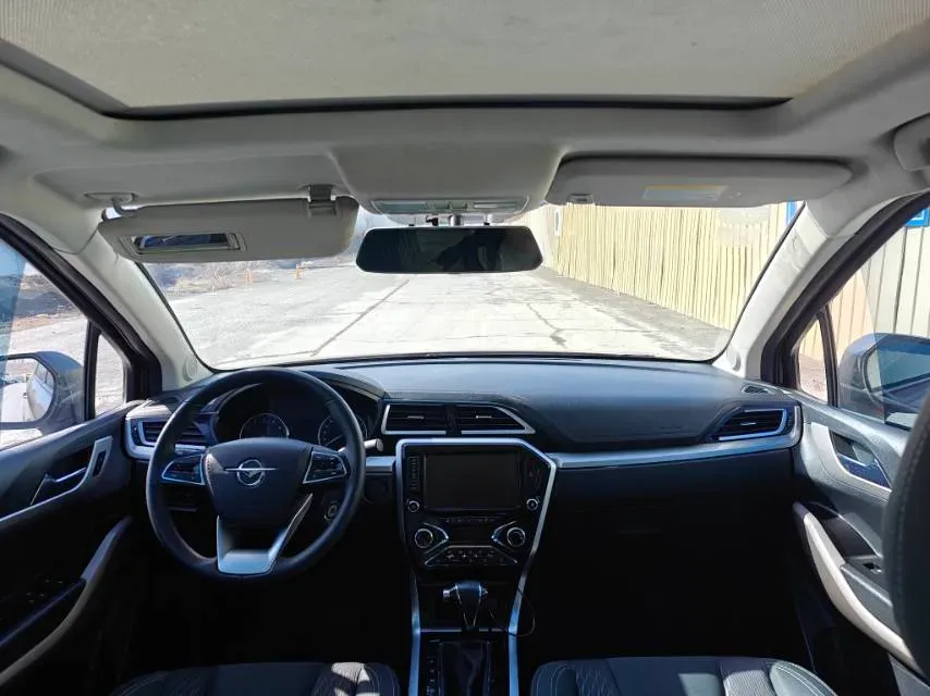 2018 HaiMa S5 Young Edition 1.6L 122HP L4 CVT,autocango,china used car exporter,china ev exporter,chinese used car exporter,chinese used ev exporter