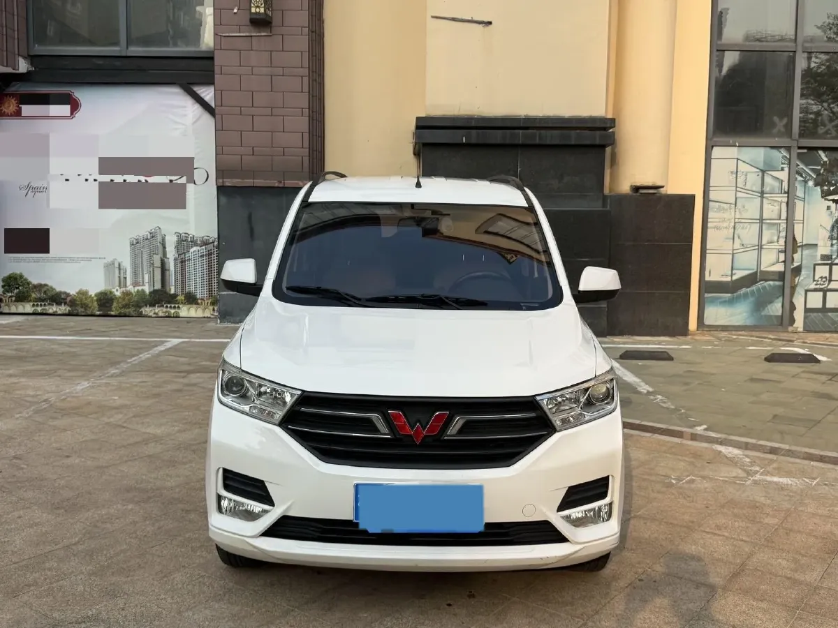 2021 WuLing RongGuang New Truck 1.5L 99HP L4 5MT,autocango,china used car exporter,china ev exporter,chinese used car exporter,chinese used ev exporter