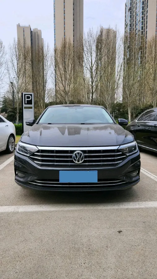 2019 Jeep Renegade 1.3T 173HP L4 7DCT,autocango,china used car exporter,china ev exporter,chinese used car exporter,chinese used ev exporter