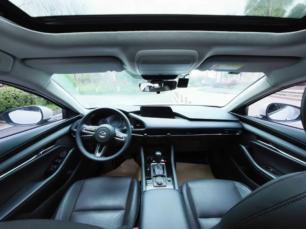 2021 Mazda 3 Axela 2.0L 158HP L4 6AT,autocango,china used car exporter,china ev exporter,chinese used car exporter,chinese used ev exporter