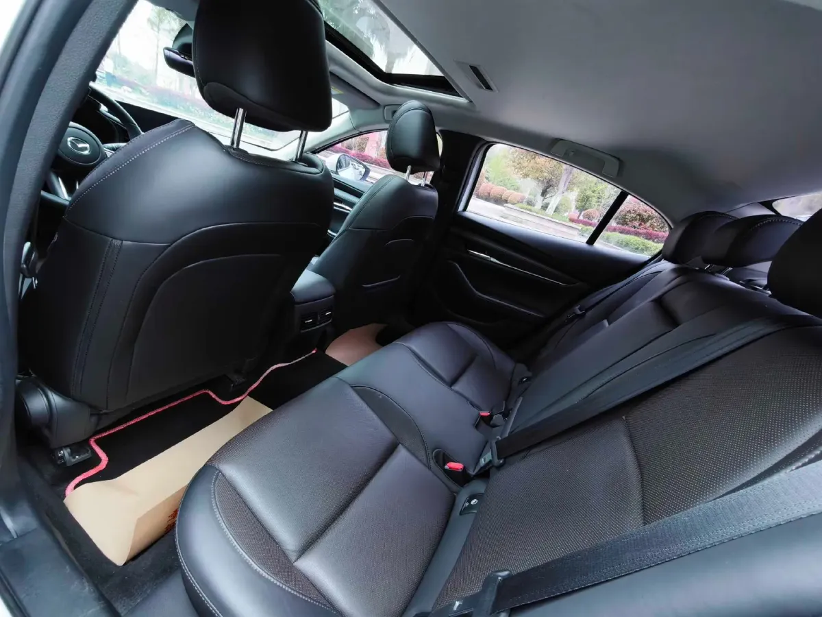 2021 Mazda 3 Axela 2.0L 158HP L4 6AT,autocango,china used car exporter,china ev exporter,chinese used car exporter,chinese used ev exporter