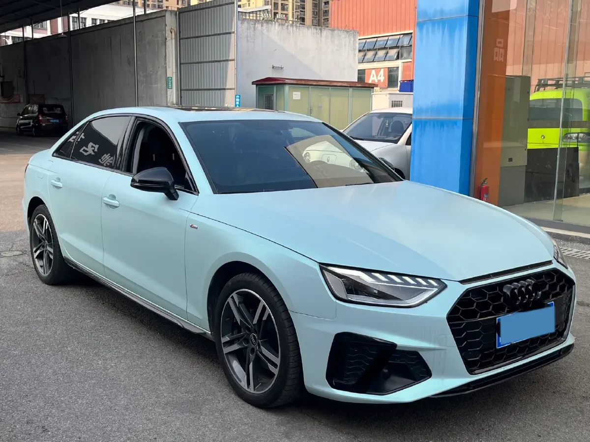 2022 Audi A4L 2.0T 190HP L4 7DCT,autocango,china used car exporter,china ev exporter,chinese used car exporter,chinese used ev exporter