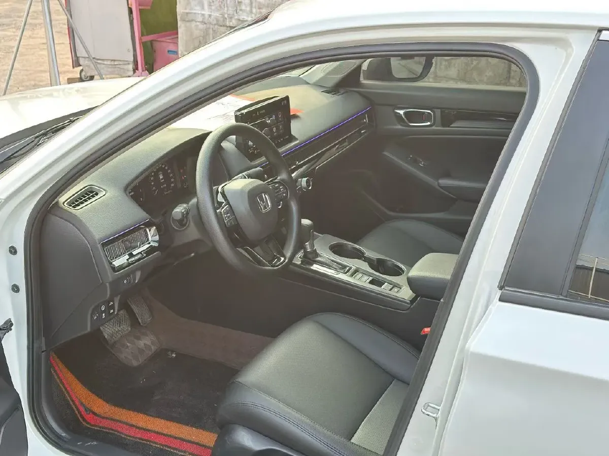 2023 Honda Civic 1.5T 182HP L4 CVT,autocango,china used car exporter,china ev exporter,chinese used car exporter,chinese used ev exporter