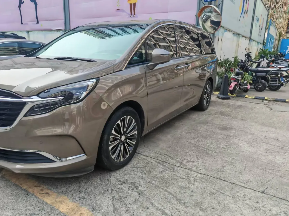 2021 Buick GL8 2.0T 237HP L4 9AT,autocango,china used car exporter,china ev exporter,chinese used car exporter,chinese used ev exporter