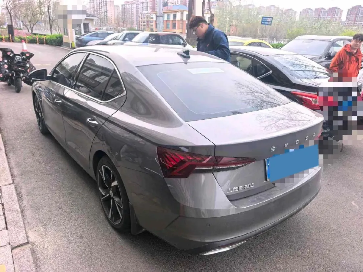 2022 Skoda Octavia 1.4T 150HP L4 7DCT,autocango,china used car exporter,china ev exporter,chinese used car exporter,chinese used ev exporter