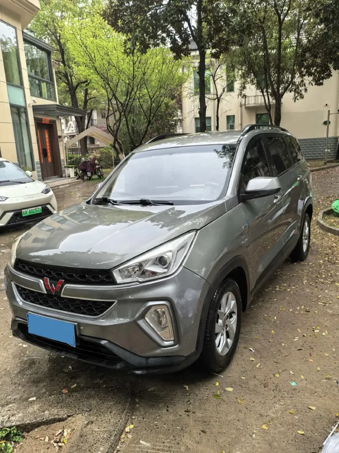 2018 WuLing HongGuang S3 1.5T 150HP L4 6MT,autocango,china used car exporter,china ev exporter,chinese used car exporter,chinese used ev exporter