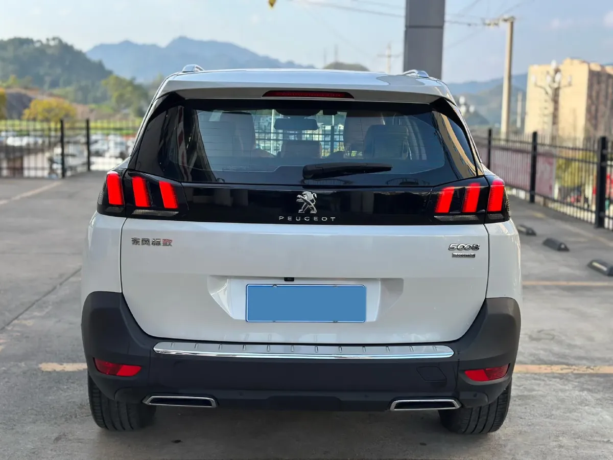 2019 Peugeot 5008 1.6T 167HP L4 6AT,autocango,china used car exporter,china ev exporter,chinese used car exporter,chinese used ev exporter