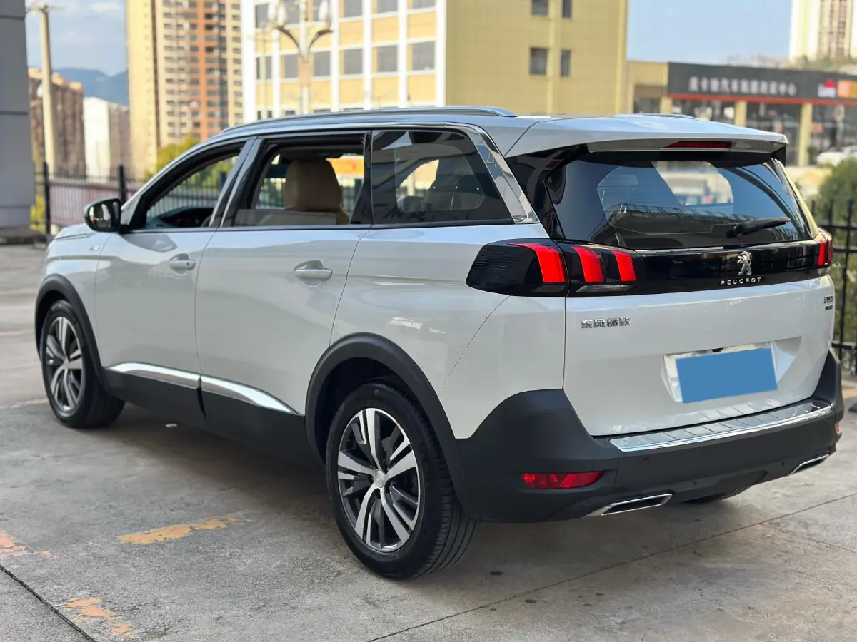 2019 Peugeot 5008 1.6T 167HP L4 6AT,autocango,china used car exporter,china ev exporter,chinese used car exporter,chinese used ev exporter