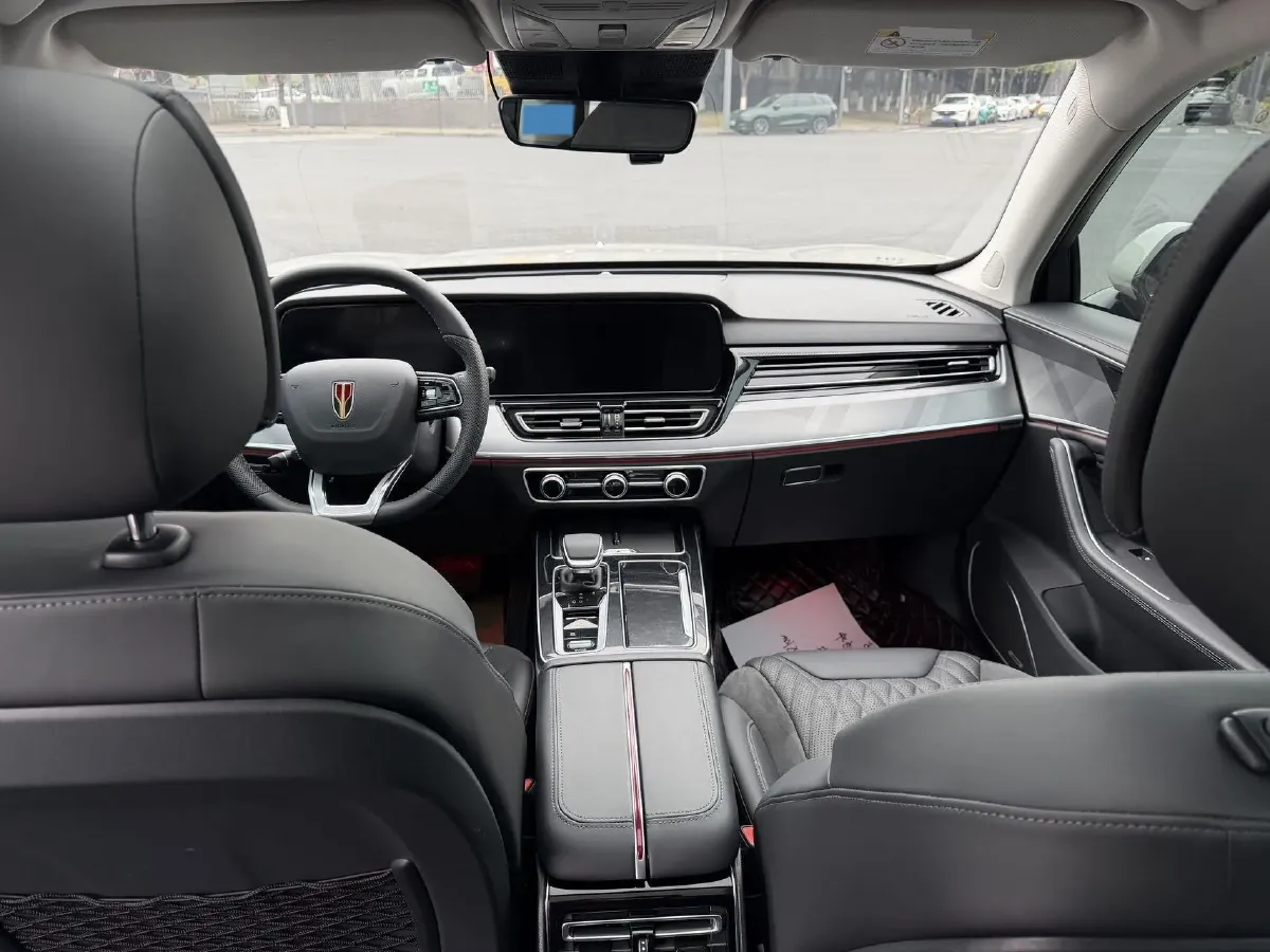 2023 HongQi HS5 2.0T 252HP L4 8AT,autocango,china used car exporter,china ev exporter,chinese used car exporter,chinese used ev exporter