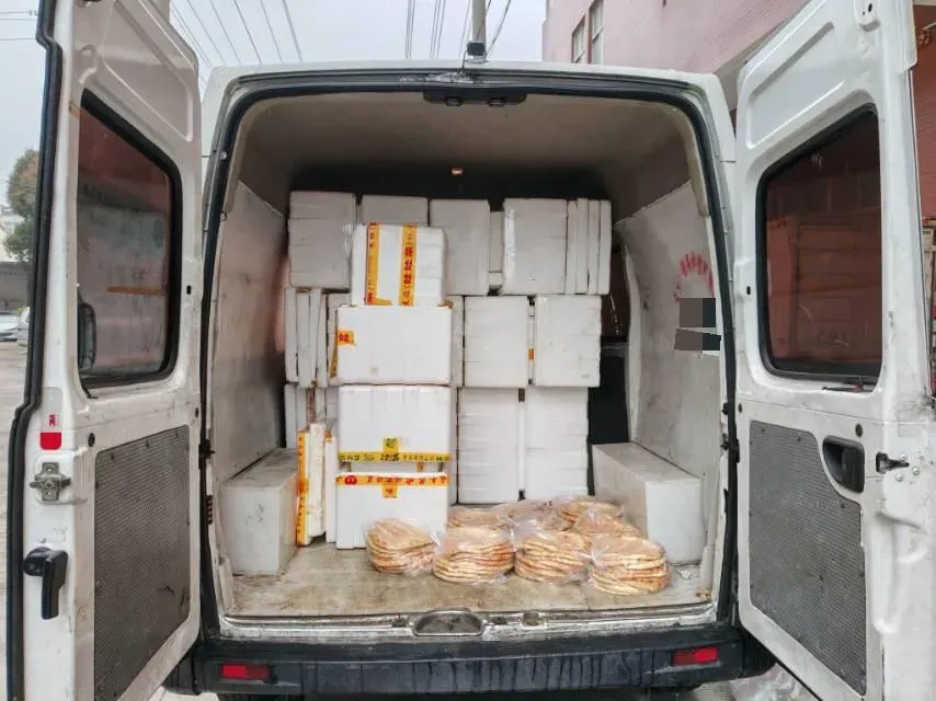 2020 MAXUS XinTu V80 2.5T 136HP L4 6MT,autocango,china used car exporter,china ev exporter,chinese used car exporter,chinese used ev exporter