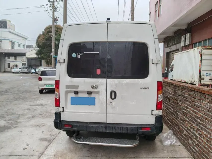 2020 MAXUS XinTu V80 2.5T 136HP L4 6MT,autocango,china used car exporter,china ev exporter,chinese used car exporter,chinese used ev exporter