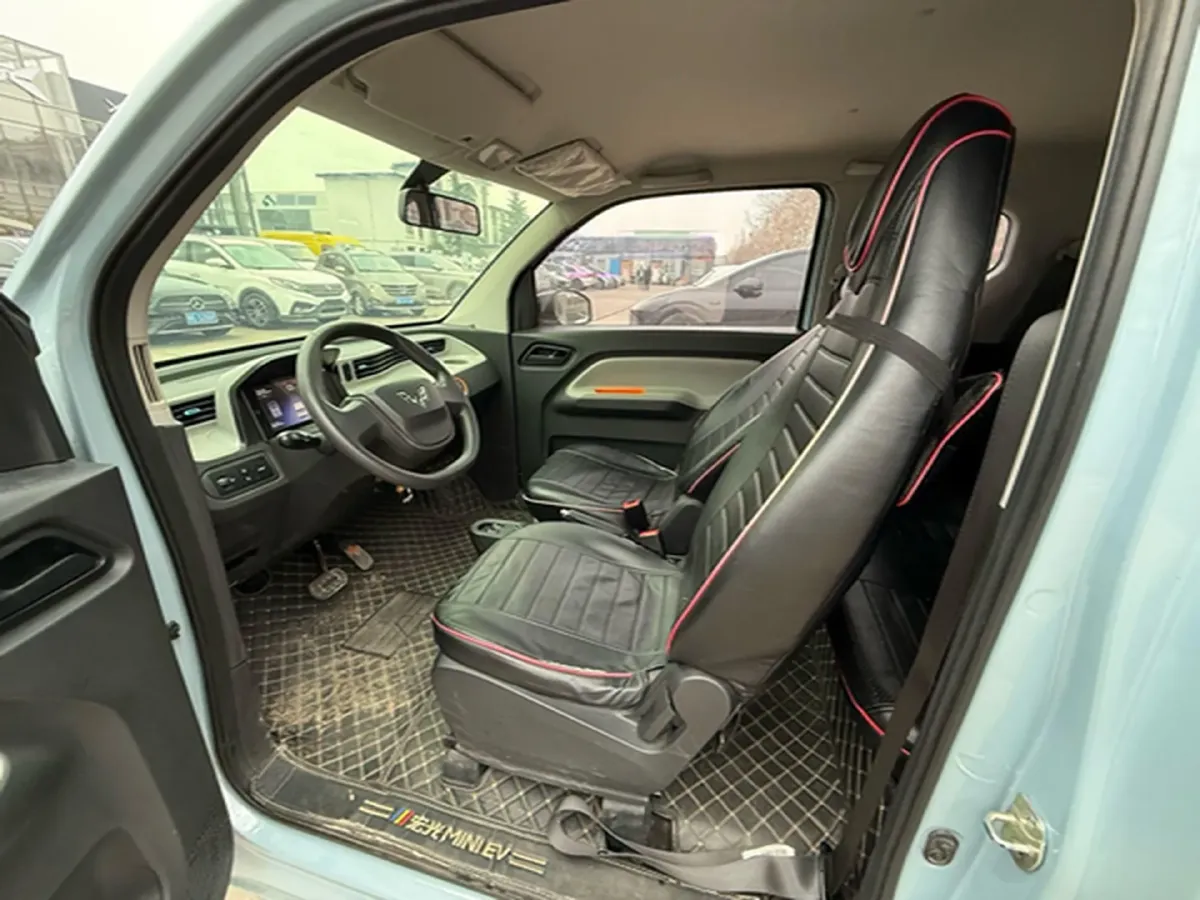 2020 WuLing HongGuang MINI EV BEV 13.8KWH,autocango,china used car exporter,china ev exporter,chinese used car exporter,chinese used ev exporter