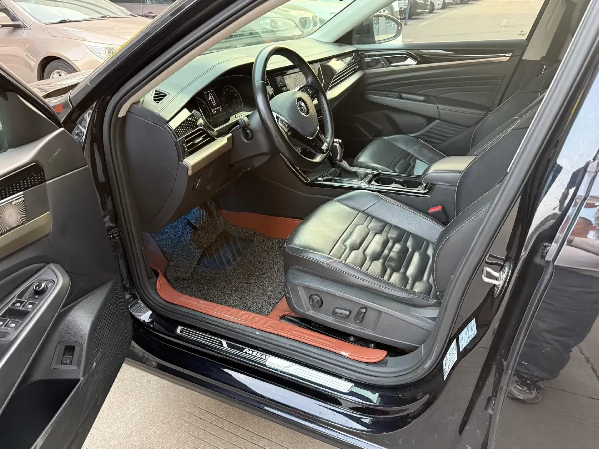 2019 Skoda Kodiak 2.0T 186HP L4 7DCT,autocango,china used car exporter,china ev exporter,chinese used car exporter,chinese used ev exporter