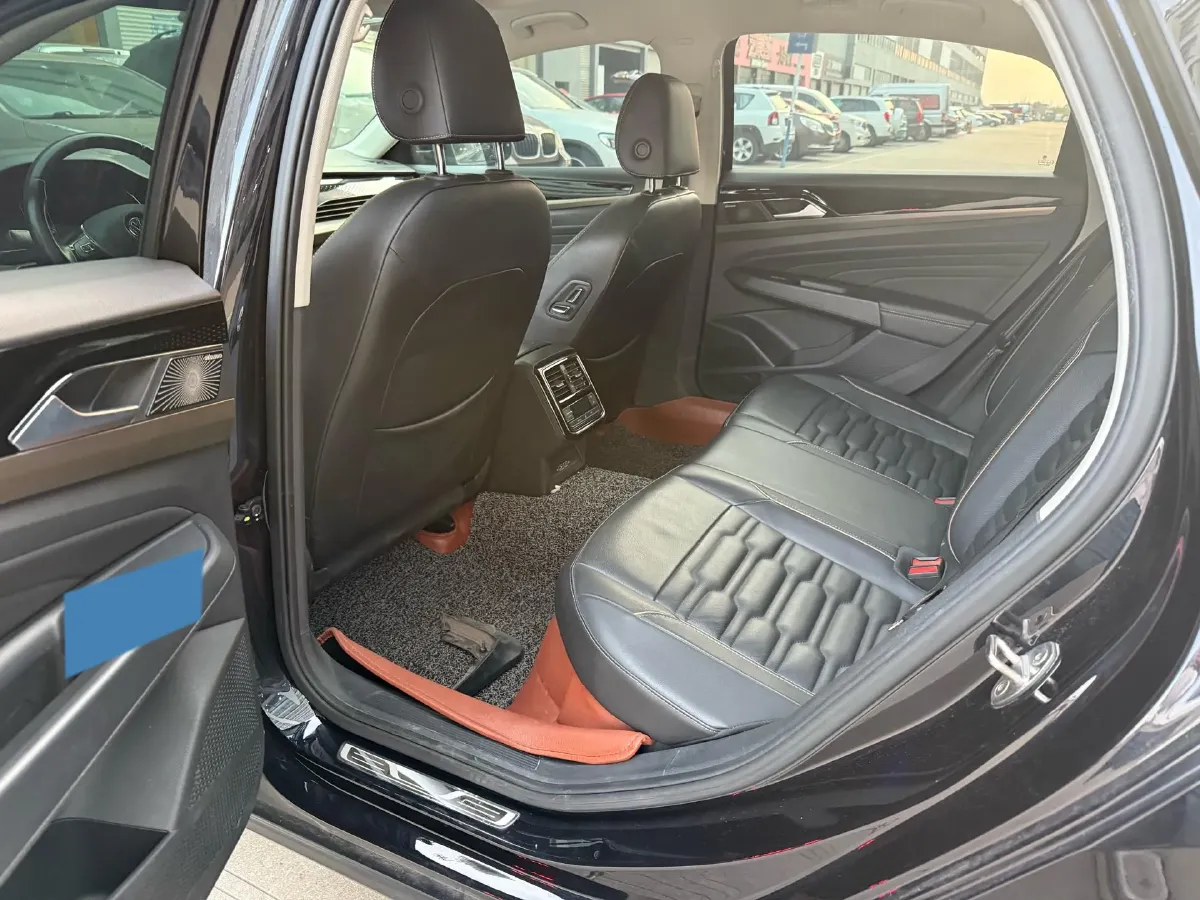 2019 Skoda Kodiak 2.0T 186HP L4 7DCT,autocango,china used car exporter,china ev exporter,chinese used car exporter,chinese used ev exporter