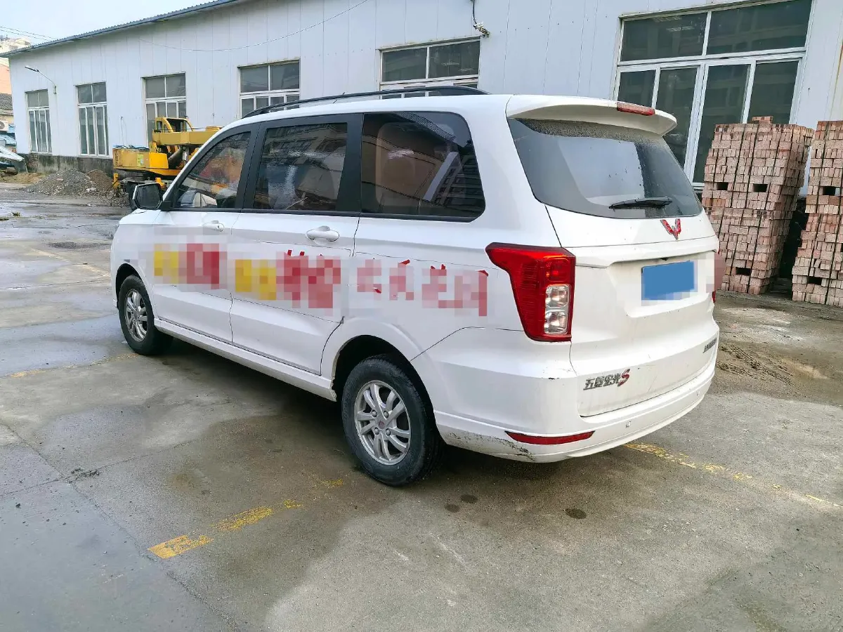 2019 WuLing HongGuang 1.5L 99HP L4 6MT,autocango,china used car exporter,china ev exporter,chinese used car exporter,chinese used ev exporter