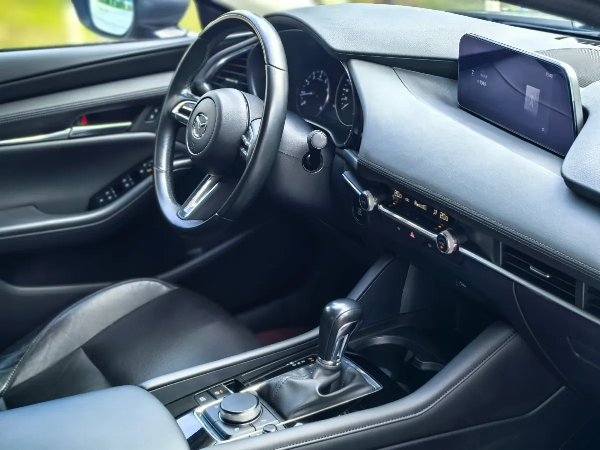 2020 Mazda 3 Axela 2.0L 158HP L4 6AT,autocango,china used car exporter,china ev exporter,chinese used car exporter,chinese used ev exporter