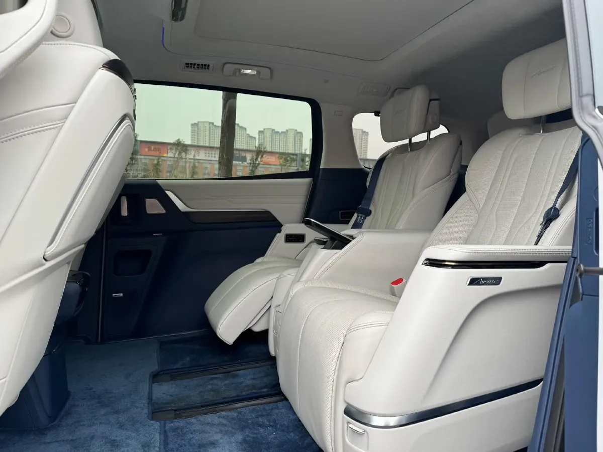 2023 Buick Century 2.0T 237HP L4 9AT,autocango,china used car exporter,china ev exporter,chinese used car exporter,chinese used ev exporter