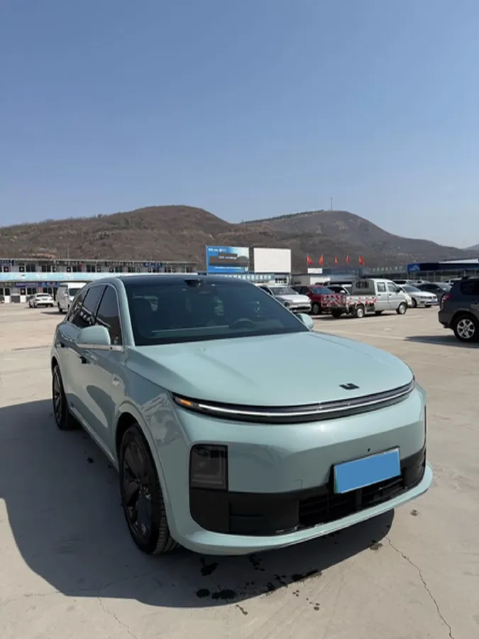 2024 Li L6 Range Extended 154HP L4 REEV 36.8KWH,autocango,china used car exporter,china ev exporter,chinese used car exporter,chinese used ev exporter
