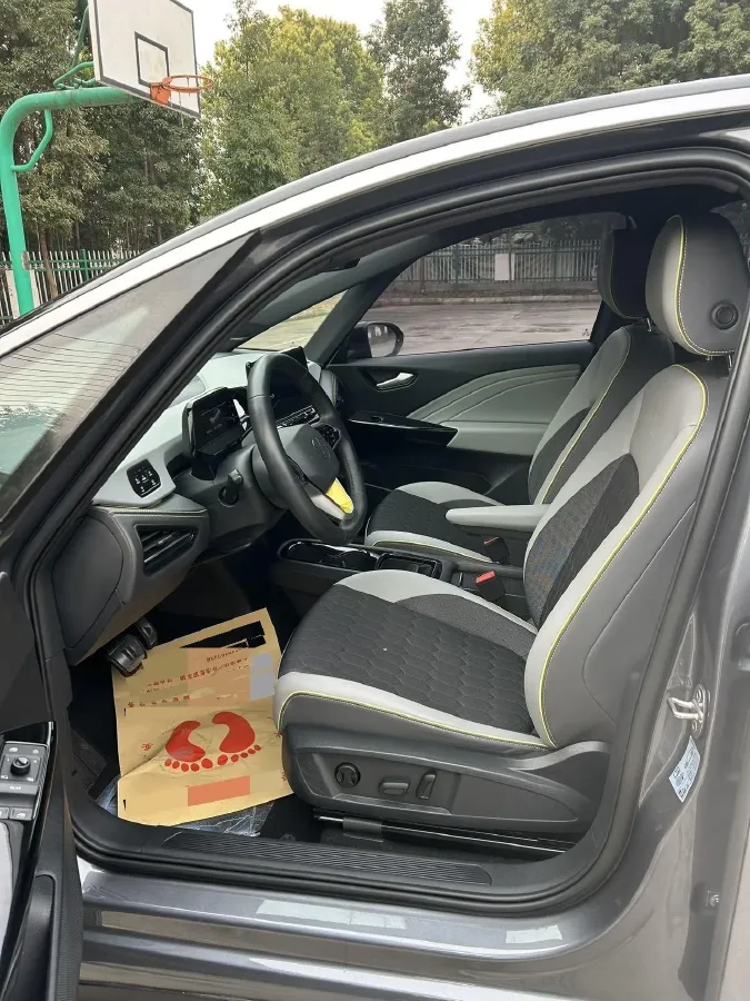 2024 Volkswagen ID.3 BEV 52.8KWH,autocango,china used car exporter,china ev exporter,chinese used car exporter,chinese used ev exporter