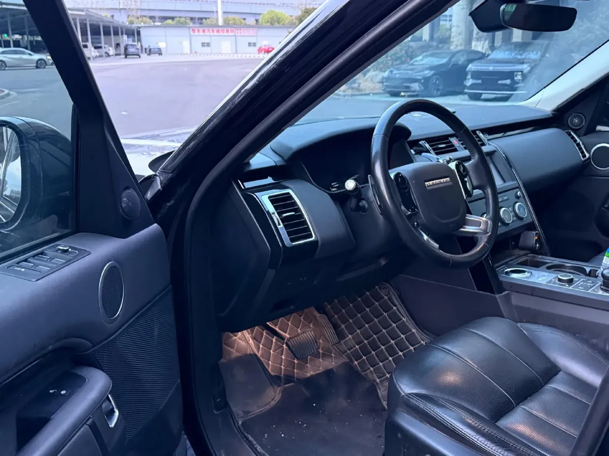 2020 Land Rover Discovery 3.0T 340HP V6 8AT,autocango,china used car exporter,china ev exporter,chinese used car exporter,chinese used ev exporter