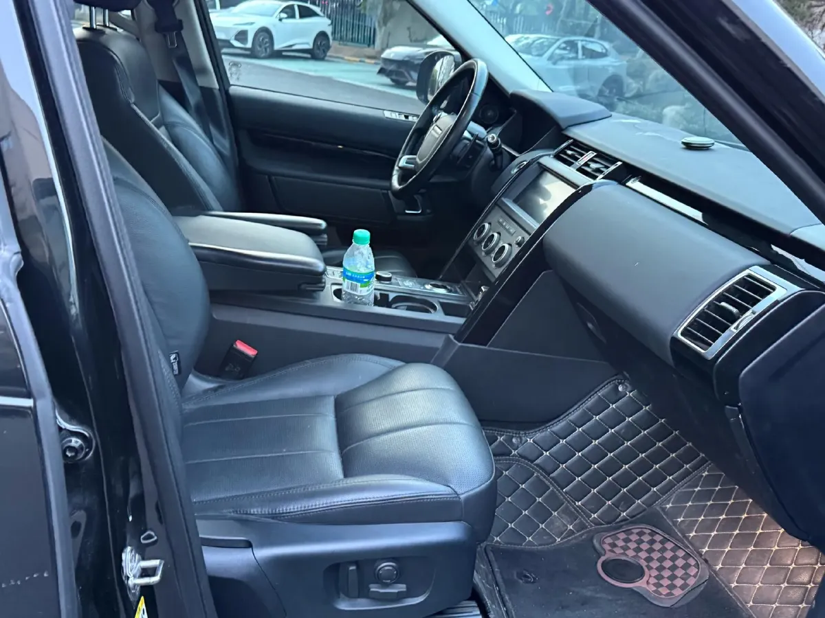 2020 Land Rover Discovery 3.0T 340HP V6 8AT,autocango,china used car exporter,china ev exporter,chinese used car exporter,chinese used ev exporter