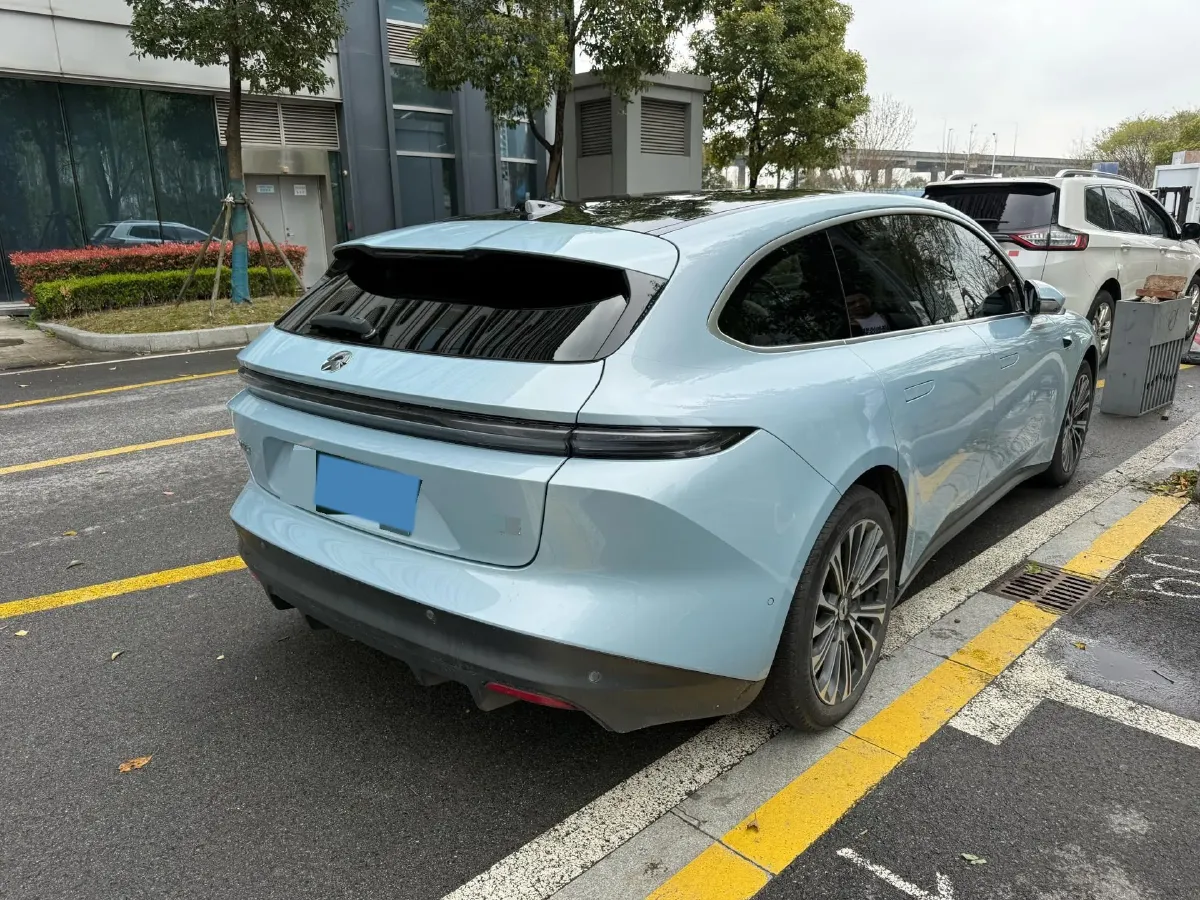 2024 NIO ET5T BEV 75KWH,autocango,china used car exporter,china ev exporter,chinese used car exporter,chinese used ev exporter