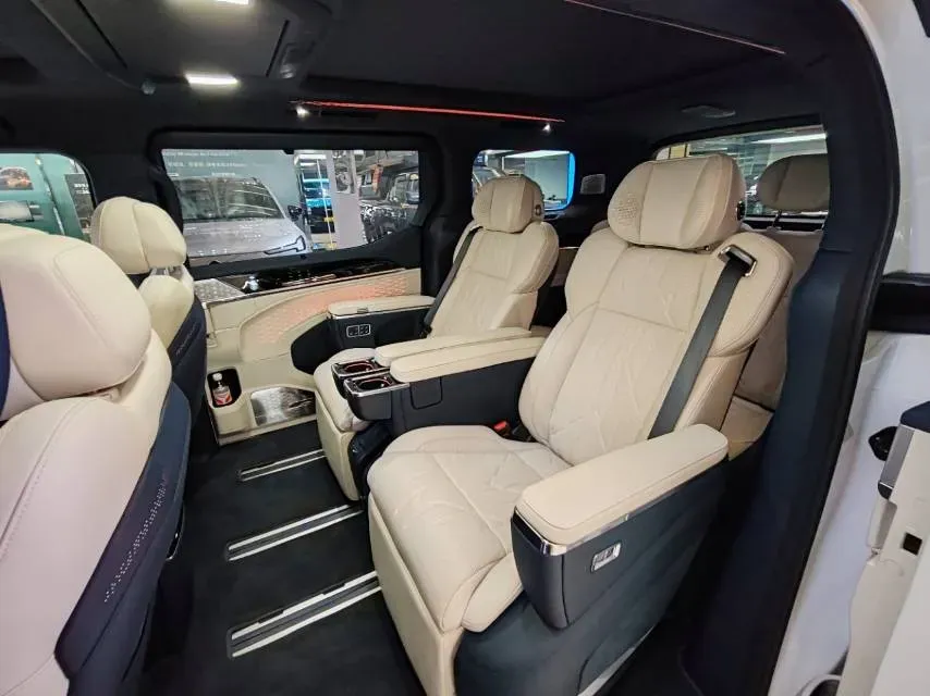 2024 Zeekr 009 BEV 108KWH,autocango,china used car exporter,china ev exporter,chinese used car exporter,chinese used ev exporter