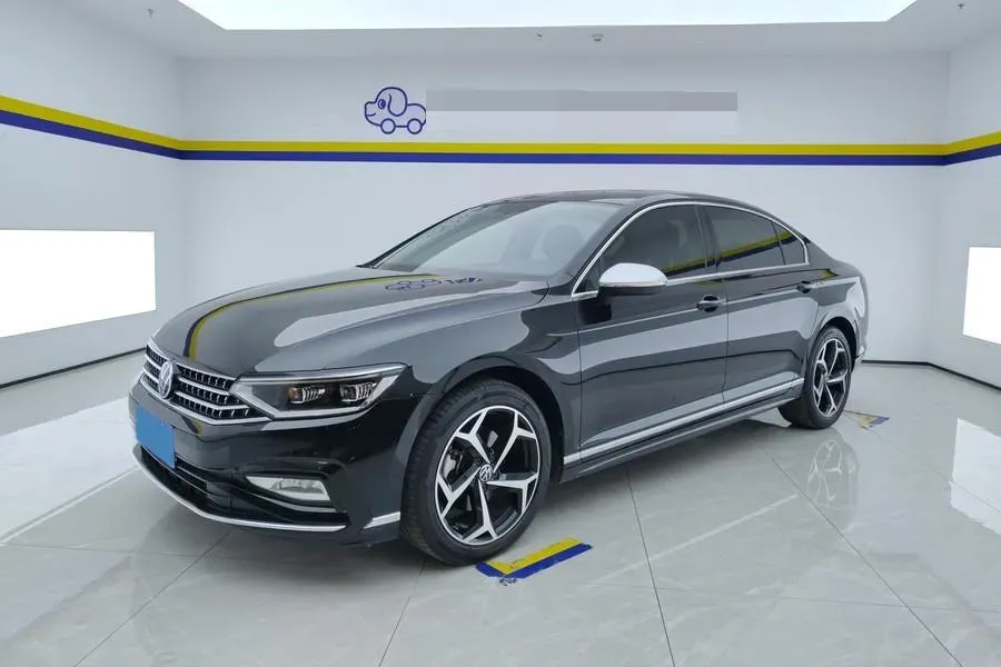 2023 Volkswagen Magotan 2.0T 186HP L4 7DCT,autocango,china used car exporter,china ev exporter,chinese used car exporter,chinese used ev exporter