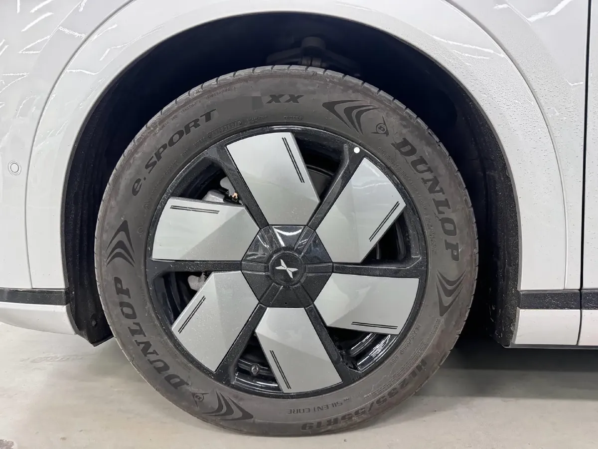 2024 Xpeng X9 BEV 84.5KWH,autocango,china used car exporter,china ev exporter,chinese used car exporter,chinese used ev exporter