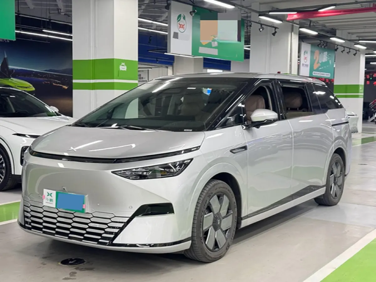2024 Xpeng X9 BEV 84.5KWH,autocango,china used car exporter,china ev exporter,chinese used car exporter,chinese used ev exporter