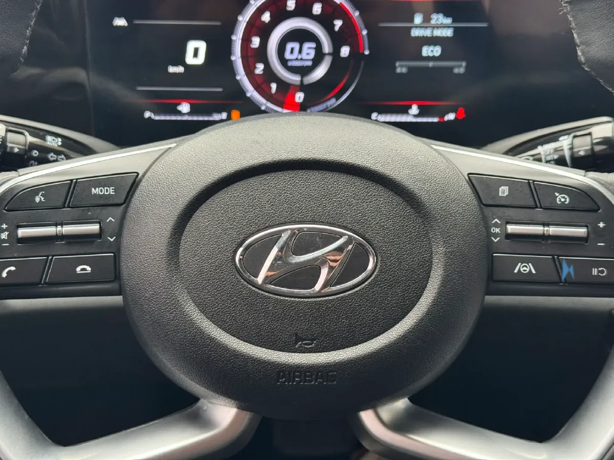 2022 Hyundai Elantra 1.5L 115HP L4 CVT,autocango,china used car exporter,china ev exporter,chinese used car exporter,chinese used ev exporter