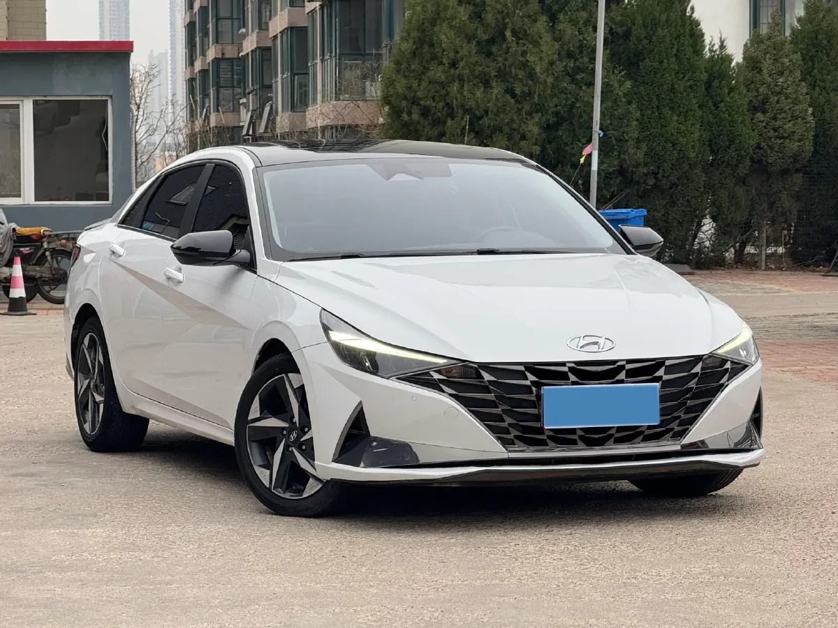 2022 Hyundai Elantra 1.5L 115HP L4 CVT,autocango,china used car exporter,china ev exporter,chinese used car exporter,chinese used ev exporter