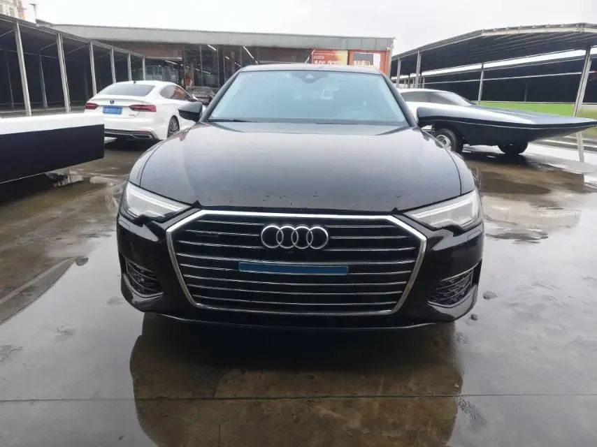 2019 Mercedes-Benz GLC Class 2.0T 245HP L4 9AT,autocango,china used car exporter,china ev exporter,chinese used car exporter,chinese used ev exporter