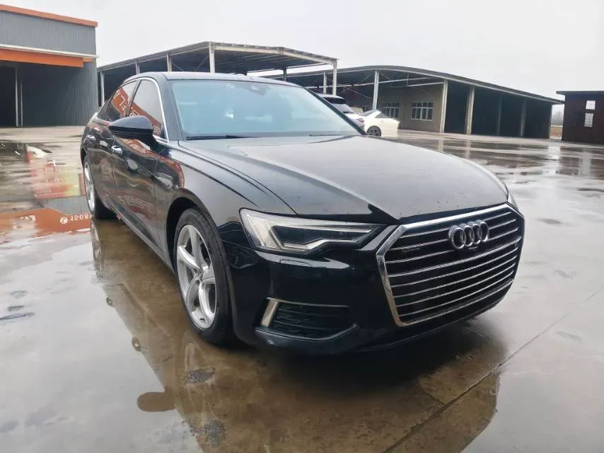 2019 Mercedes-Benz GLC Class 2.0T 245HP L4 9AT,autocango,china used car exporter,china ev exporter,chinese used car exporter,chinese used ev exporter