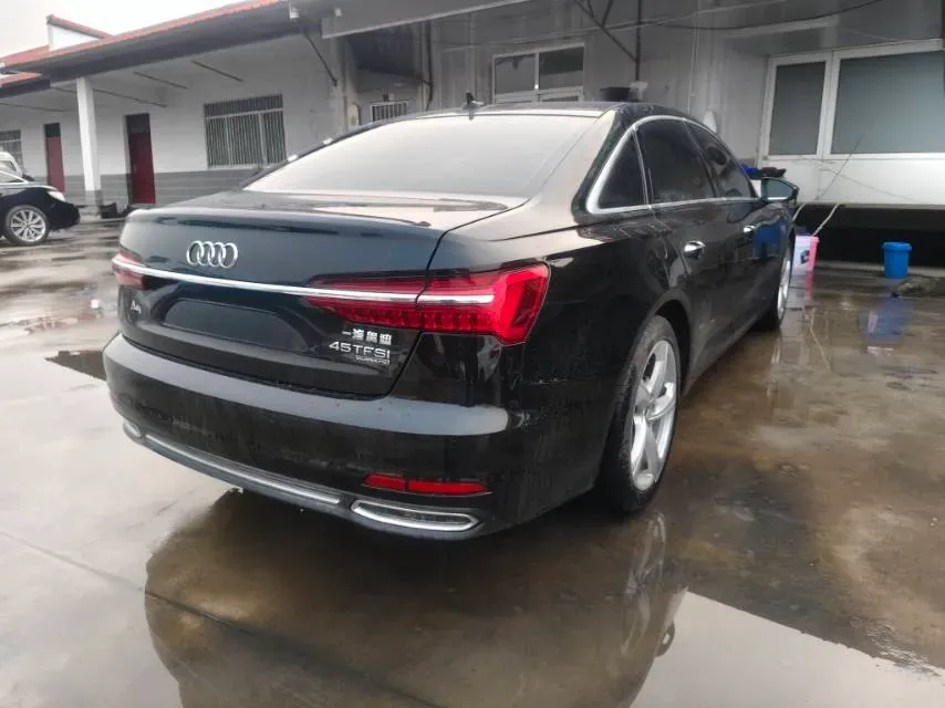 2019 Mercedes-Benz GLC Class 2.0T 245HP L4 9AT,autocango,china used car exporter,china ev exporter,chinese used car exporter,chinese used ev exporter