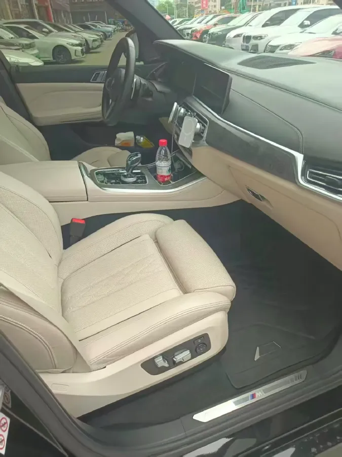 2021 BMW X5 3.0T 340HP L6 8AT,autocango,china used car exporter,china ev exporter,chinese used car exporter,chinese used ev exporter