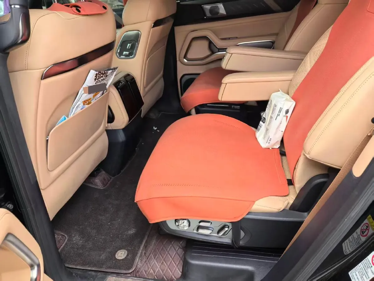 2025 FangChengBao Bao 8 2.0T 245HP L4 E-CVT PHEV 36.8KWH,autocango,china used car exporter,china ev exporter,chinese used car exporter,chinese used ev exporter