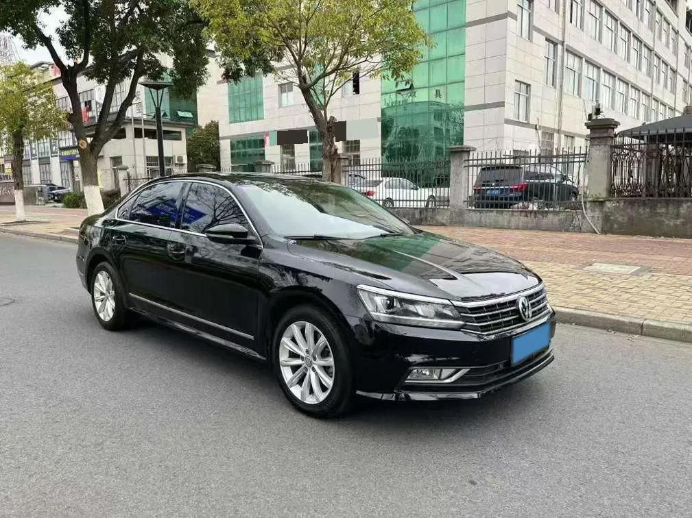 2017 Volkswagen Passat 1.8T 180HP L4 7DCT,autocango,china used car exporter,china ev exporter,chinese used car exporter,chinese used ev exporter
